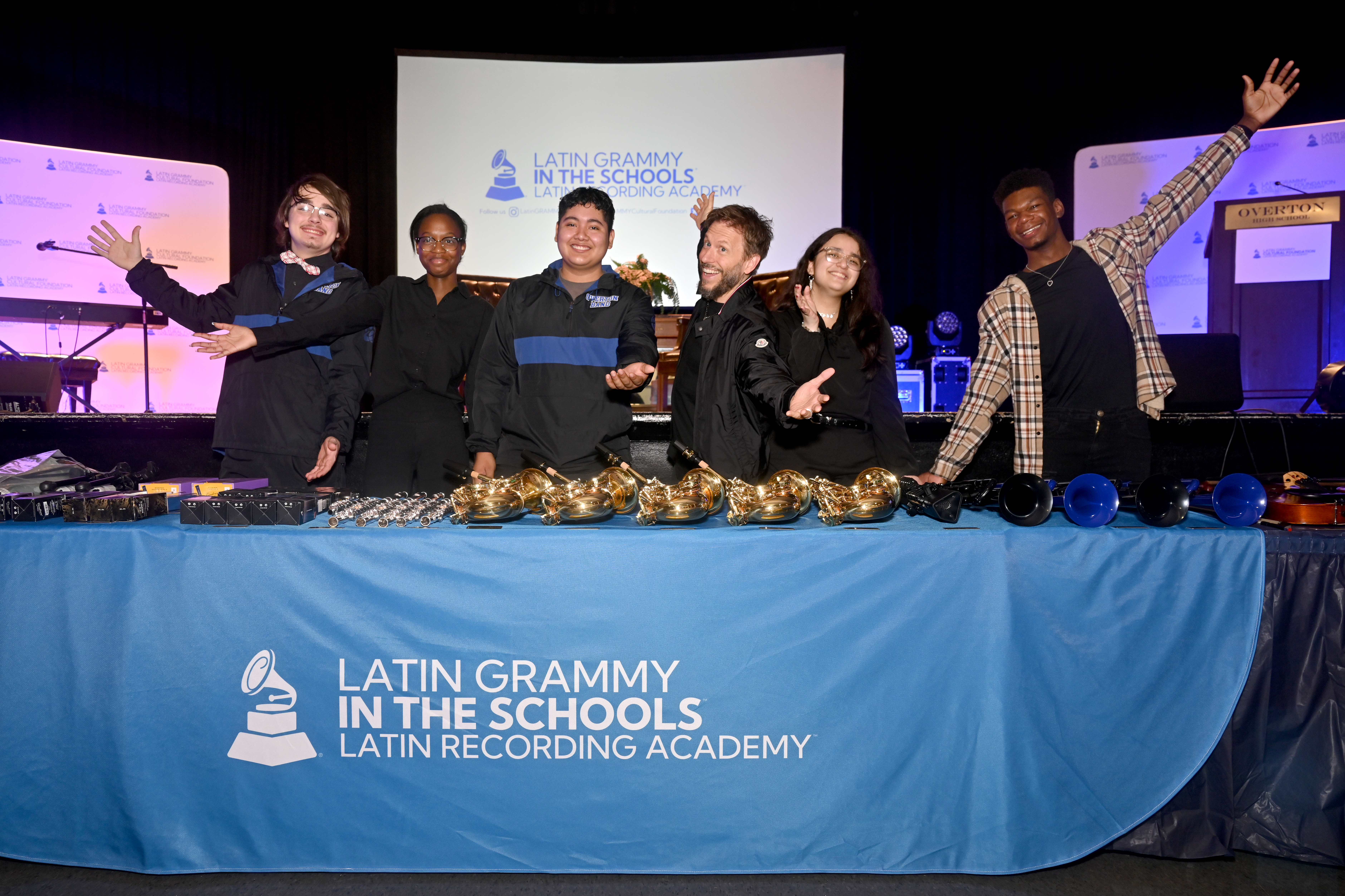 Noel Schajris Joins Latin GRAMMY In The Schools™ Program to Benefit Overton High School in Memphis